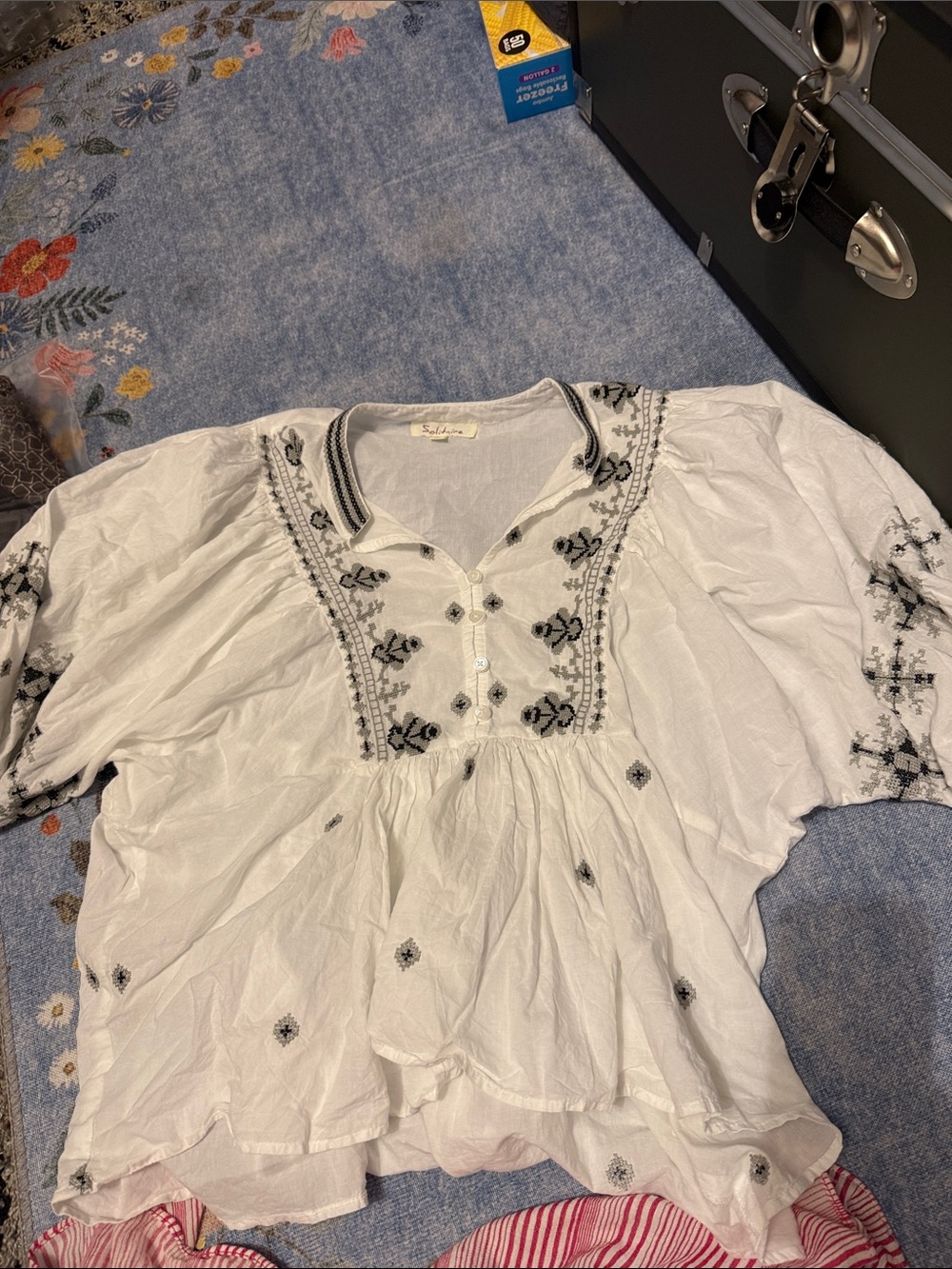 Solitaire White Embroidered Peasant Blouse, Bohemian, Size Large